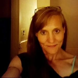 Meet your Posher, Deanna